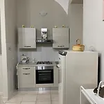 Home Scarlatti 7